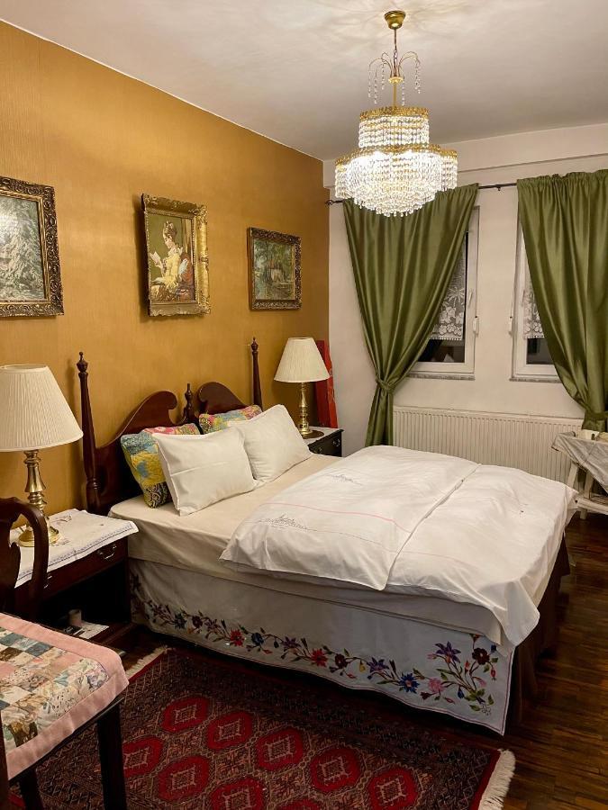 Apartment Nesti In Pristina Kosovo Exterior photo